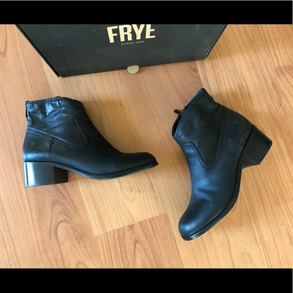 Frye | Claire Bootie - Picture 3 of 16